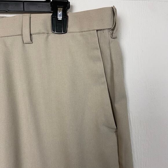Haggar Performance Flex Classic Fit Beige Pants Size 38x30 NWT - Picture 3 of 10